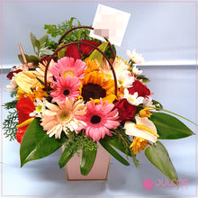 Basket Blooms - JULCOR FLOWERSHOP