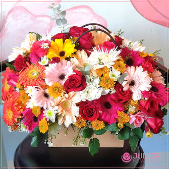 Lovely Petals - JULCOR FLOWERSHOP
